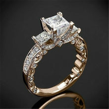 Load image into Gallery viewer, Duchess 14 K Gold Diamond 2 Carat Ring